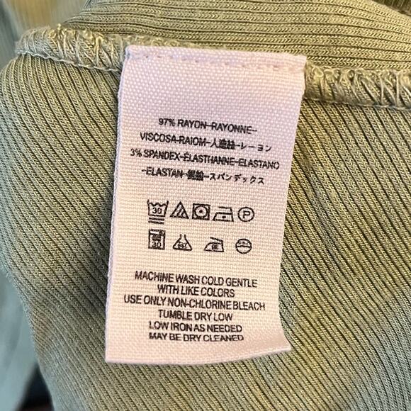 Free People Oversized Ribbed T-Shirt - Picture 3 of 3